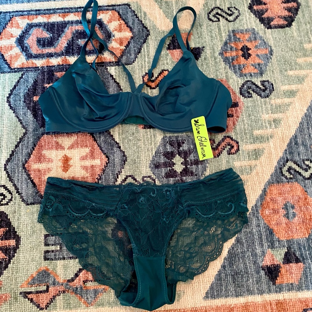 Sam Edelman Bonded Unlined Underwire Bra & Underwear